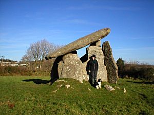 Scale of Trethevy Quoit