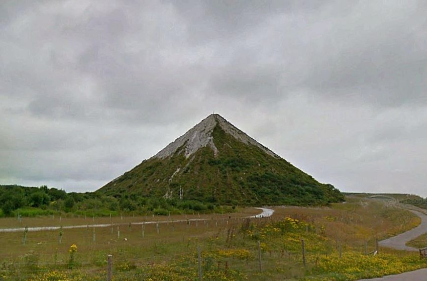 Carluddon Pyramid