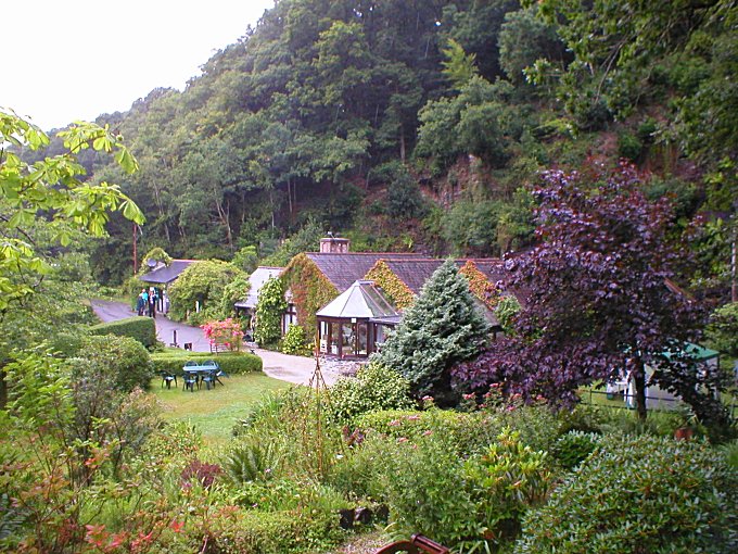 Carnglaze Caverns