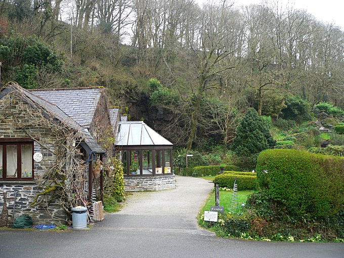 Carnglaze Caverns