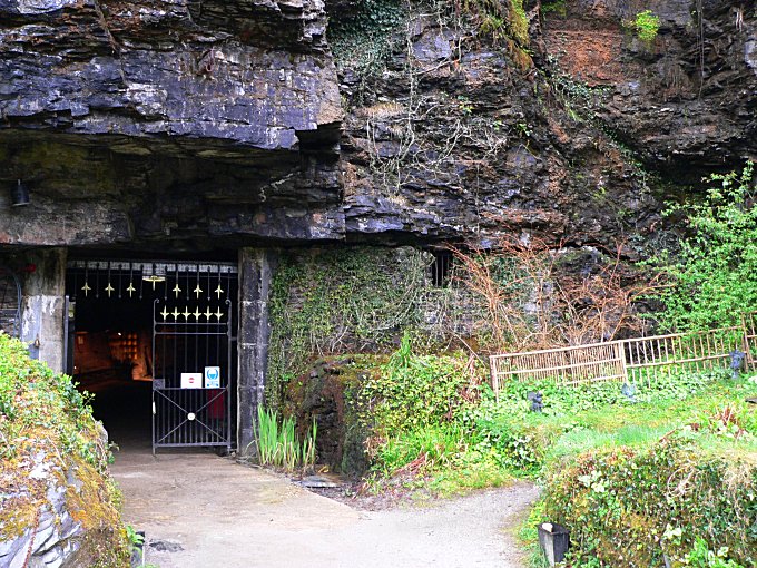 Carnglaze Slate Caverns