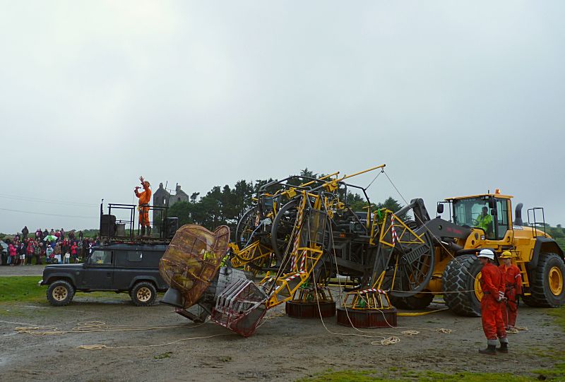 Man Engine at Minions Poised