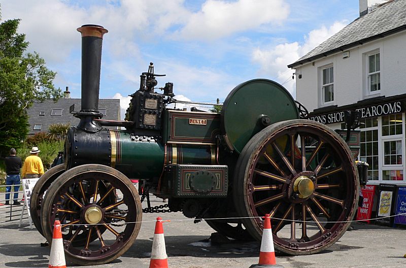 Minions Traction Engine