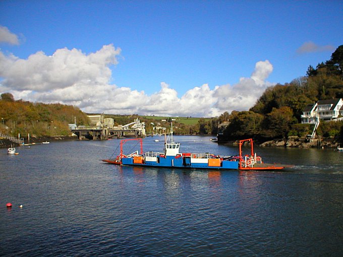 Bodinnick Ferry