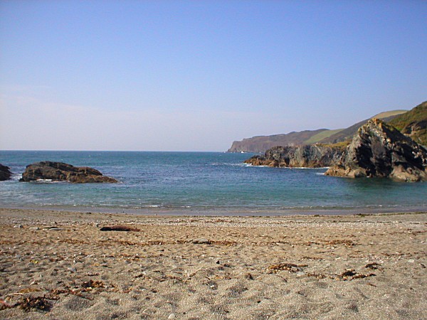 Lansallos Cove Beach