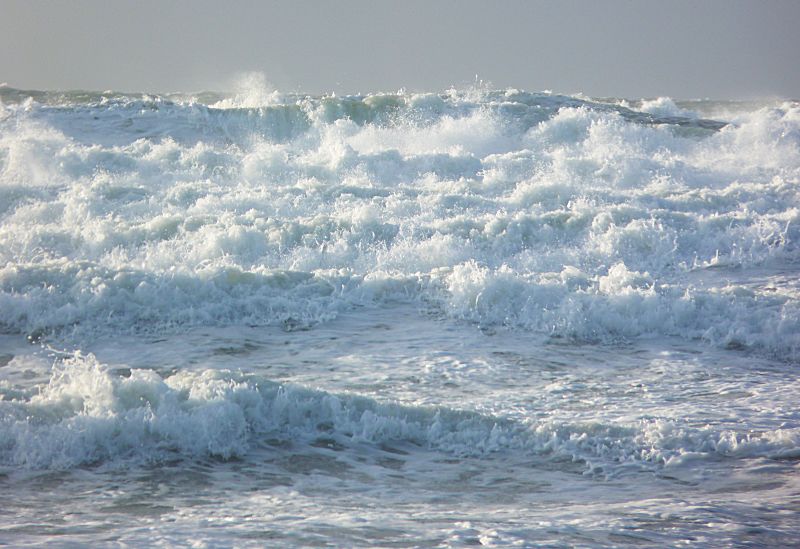 Breaking Seas Widemouth Bay